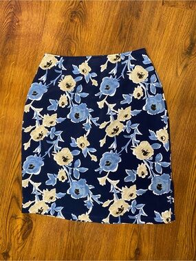 🌷 Zig Zag 🌷 90s Vintage Navy Floral Pencil Skirt - Blue & Cream